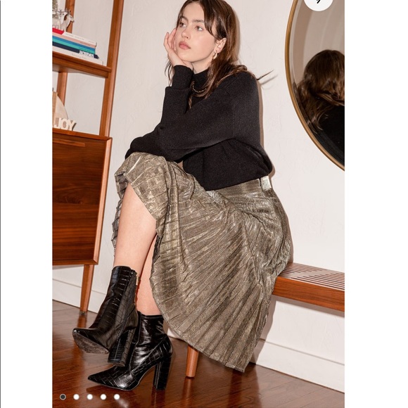 LULUS Star Shine Gold Pleated Midi Skirt - Picture 2 of 2